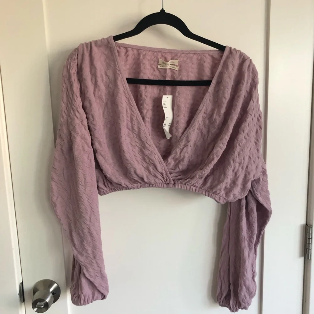Urban outfitters frida surplice crop top textured fabric lilac